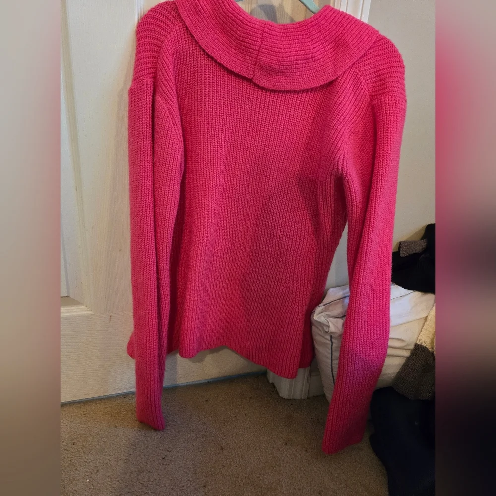 Like new, Privé Women's Cardigan Sweater - Picture 5 of 5